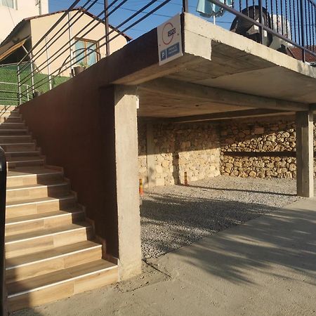 Gopo Guesthouse Elshani Buitenkant foto