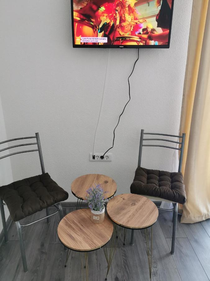 Gopo Guesthouse Elshani Buitenkant foto