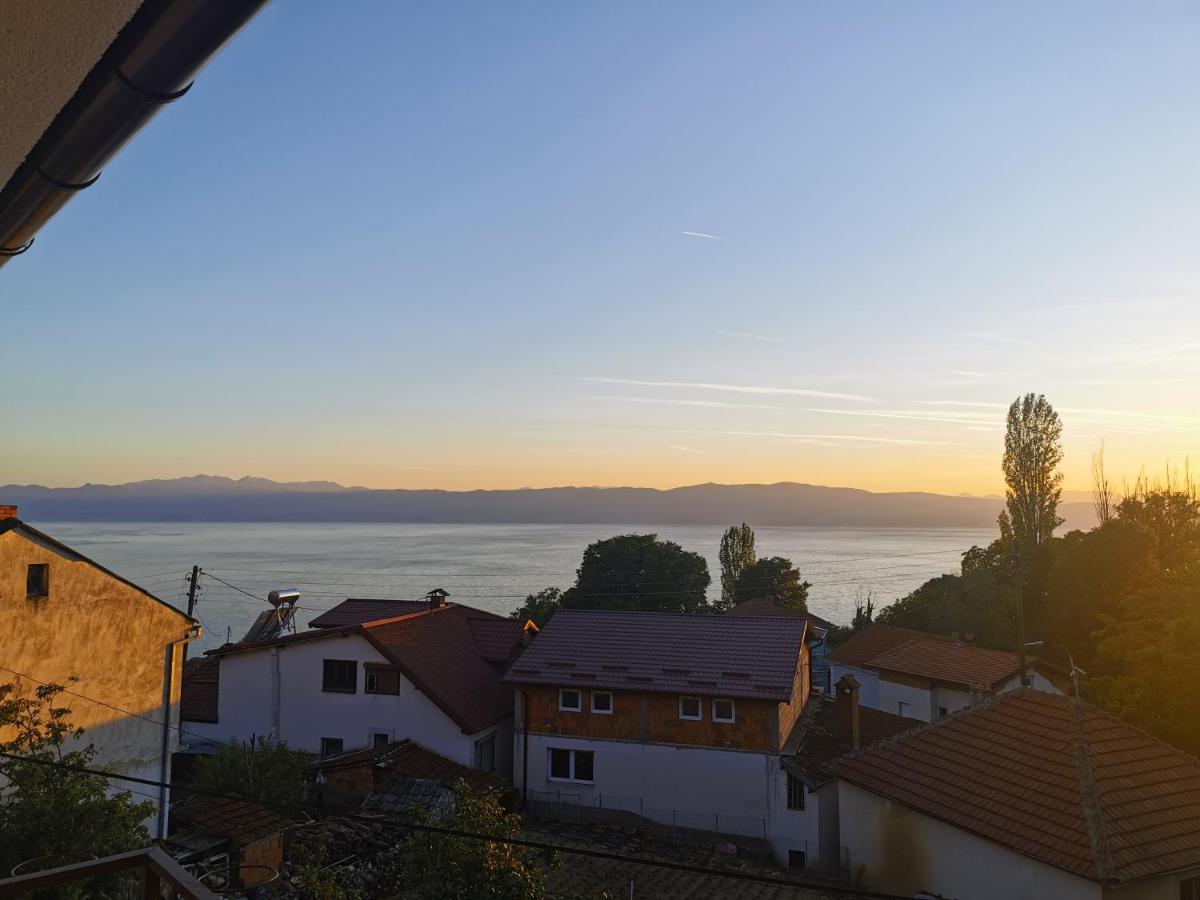 Gopo Guesthouse Elshani Buitenkant foto