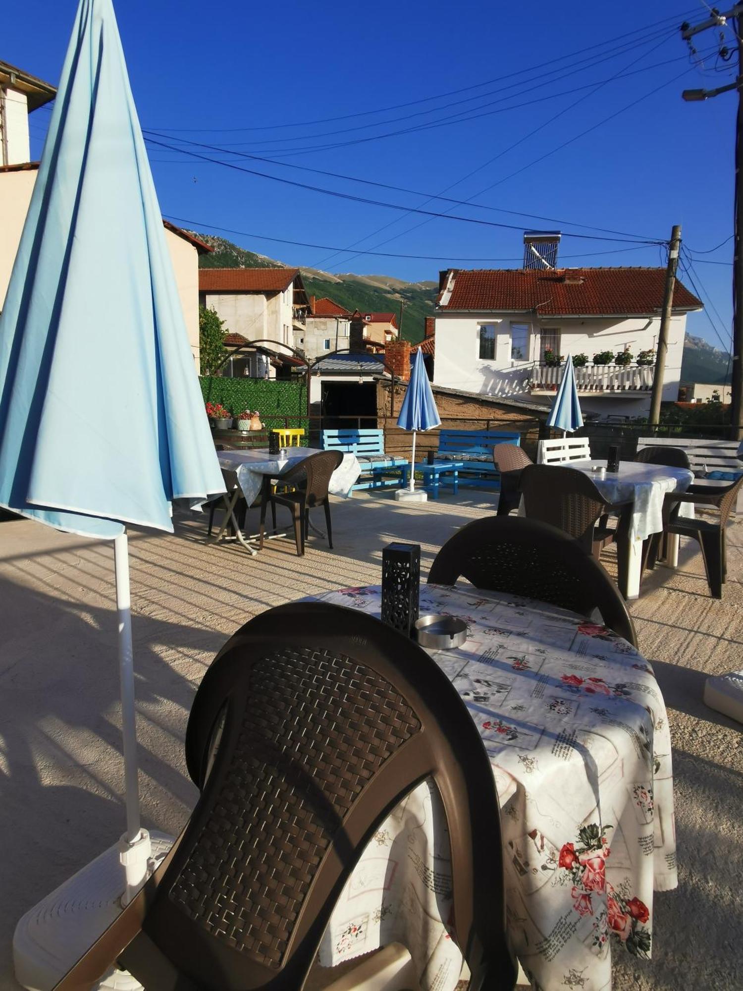Gopo Guesthouse Elshani Buitenkant foto